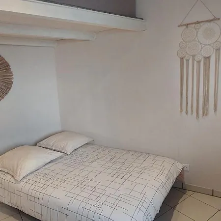 Annexe Simple Abri Couette-café Mandelieu